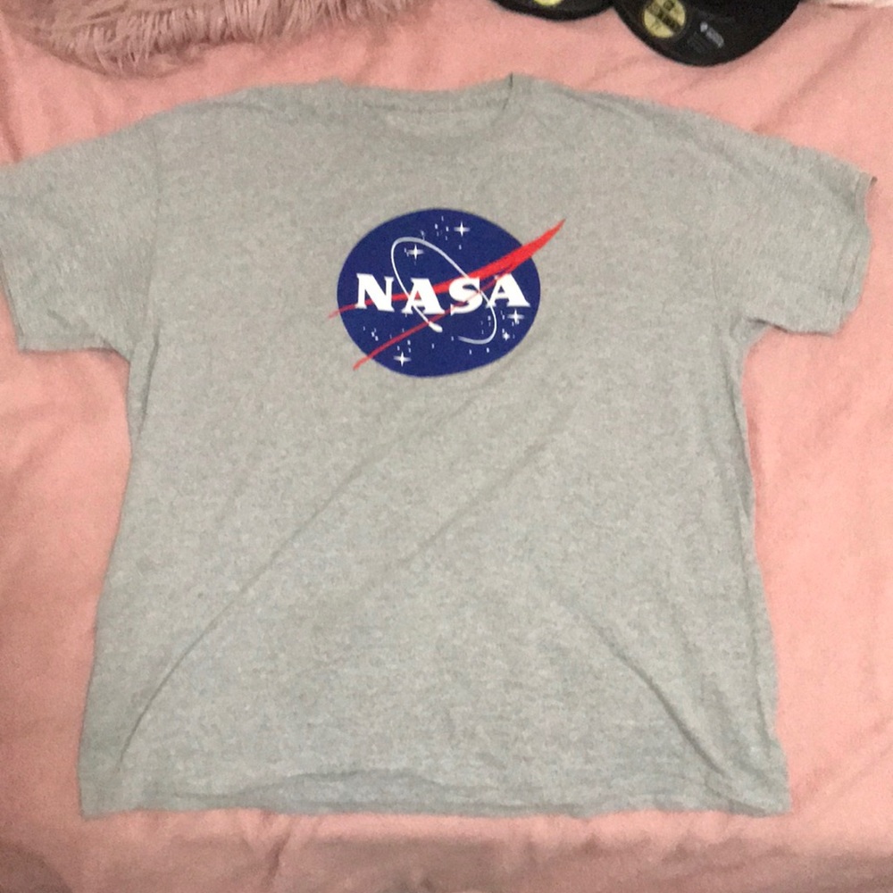 NASA XL T-Shirt.